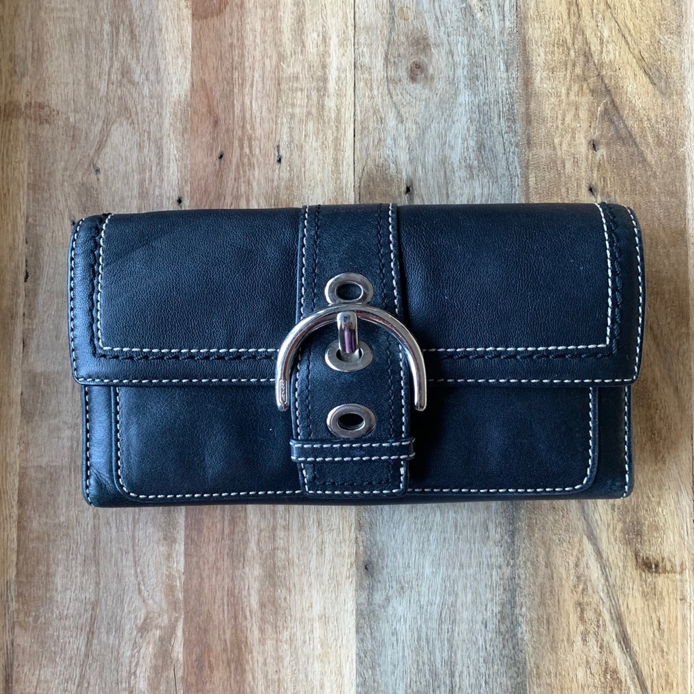 Coach Black Leather Buckle Trifold Wallet